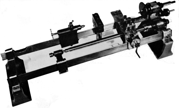 Figure 15.&mdash;Maudslay&rsquo;s well-known screw-cutting lathe of
1797-1800, showing the method of mounting and driving changeable master
screws. (Photo courtesy of The Science Museum, London.)