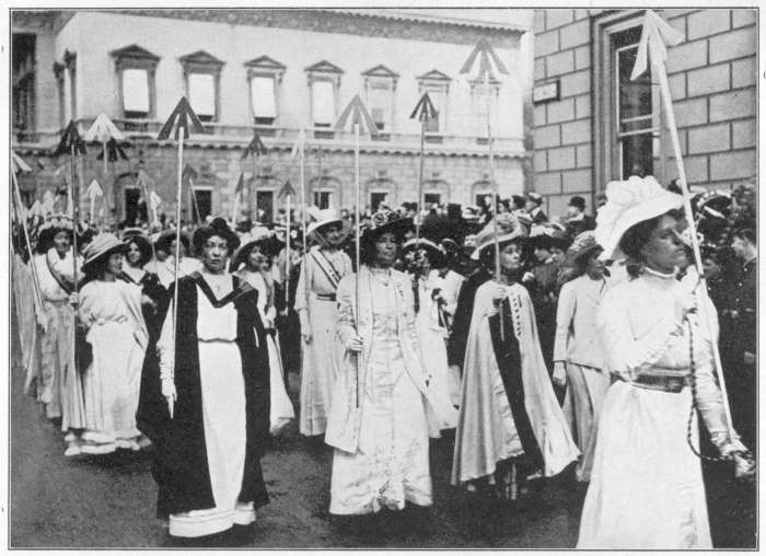 OVER 1,000 WOMEN HAD BEEN IN PRISON&mdash;BROAD ARROWS IN THE
1910 PARADE