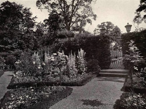 PLATE 51 "Wodenethe," Beacon-on-Hudson, N.&nbsp;Y. Mrs. Winthrop Sargent