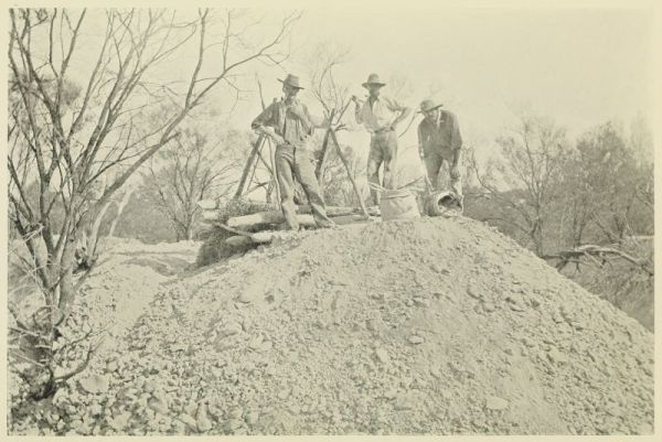 "Discovery" Shaft&mdash;on Gold.