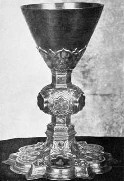 BARGA — DUOMO: CALICE DEL XIV SEC. DELL'ORAFO
FIORENTINO FRANCESCO DI VANNI.